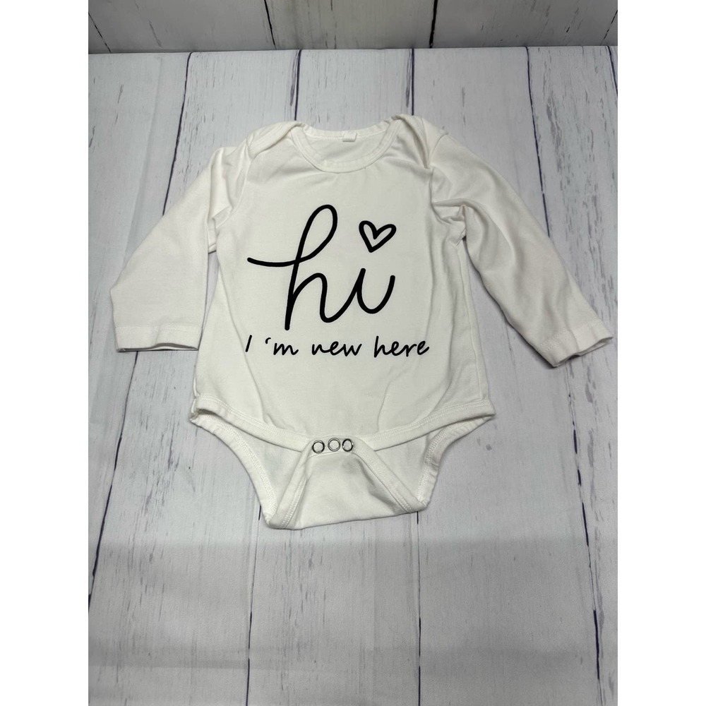 White Long Sleeve One Piece Size 60 (0-3M)